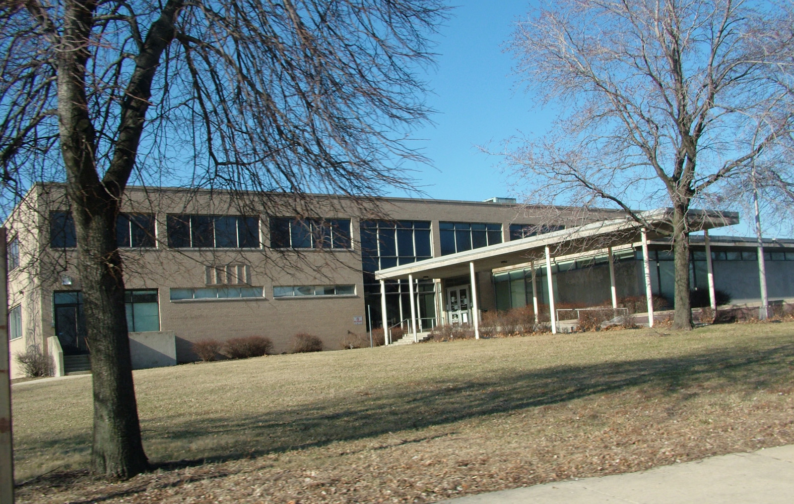 mrh-gropius-31st-bs-1