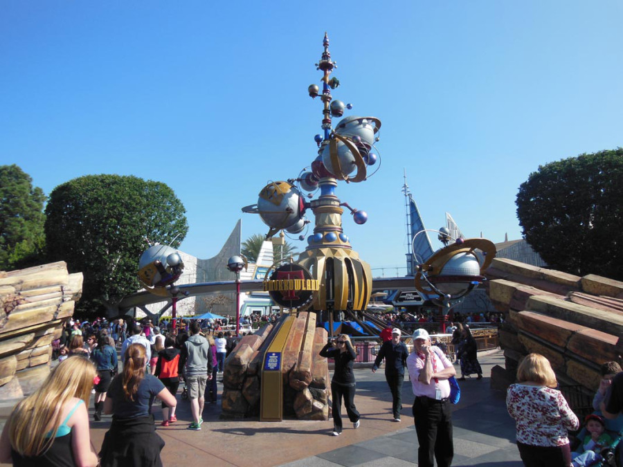 tomorrowland0