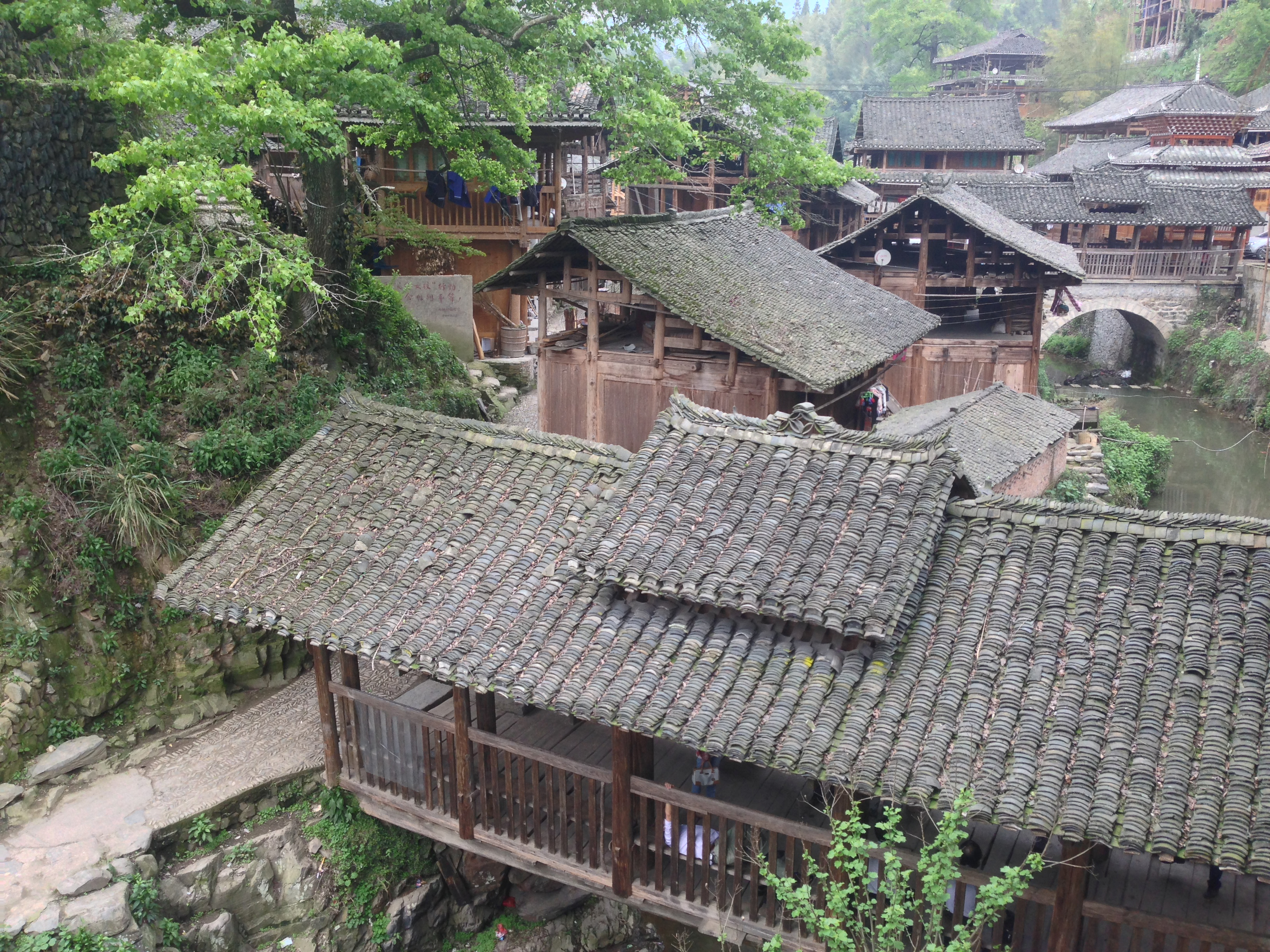 DD bridge roof